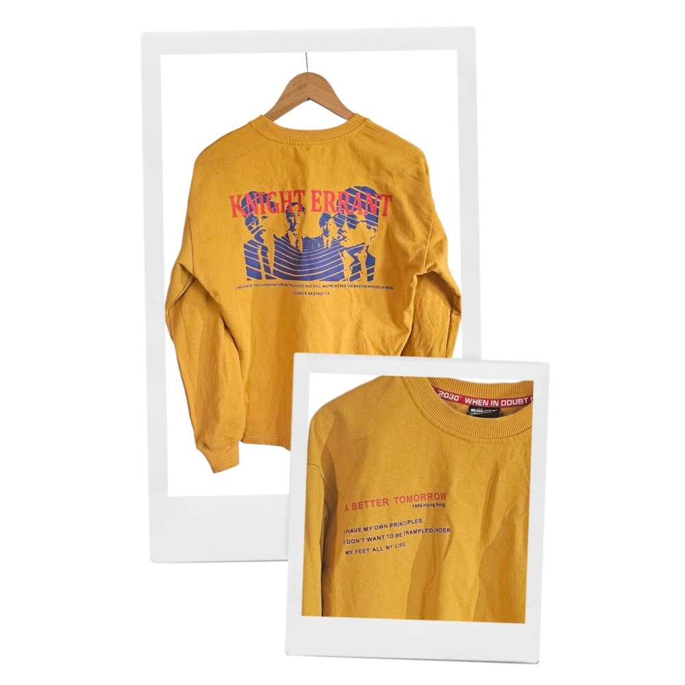 MR SCAREORCW Crewneck Sweatshirt Mustard Yellow Errant Knight Graphic Mens Sz 2‎